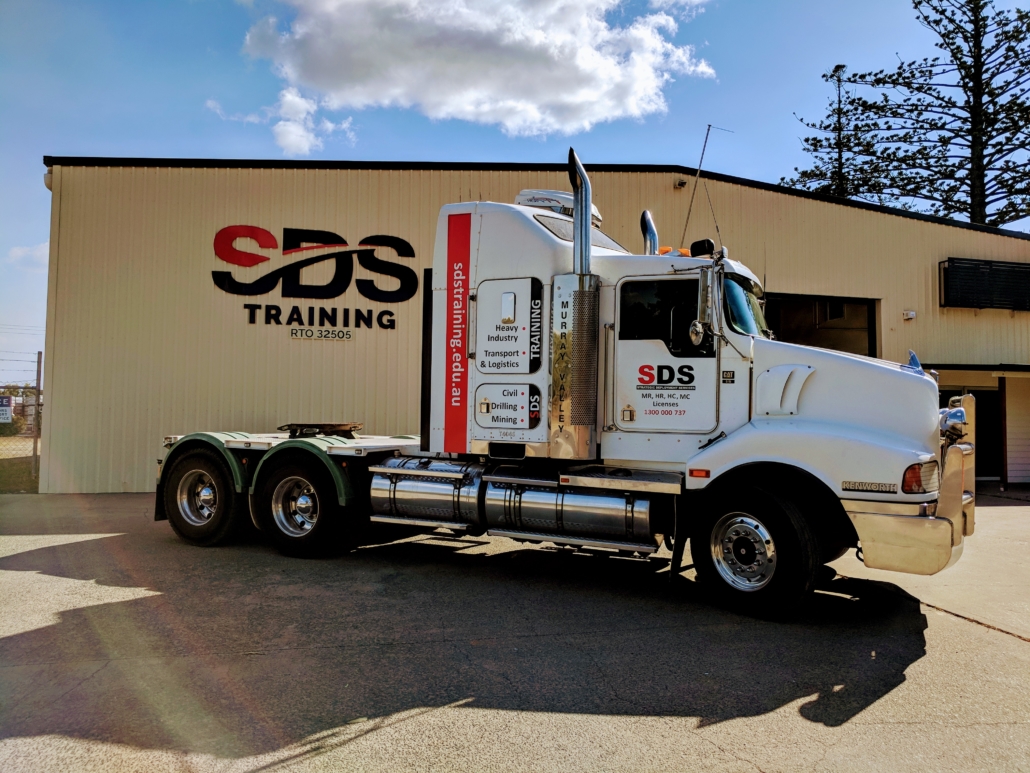 Truck Driver Training Truck License incl. Heavy Rigid Truck Training